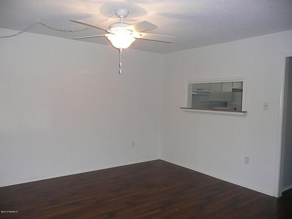 2nd image of 1320D Dulles Dr