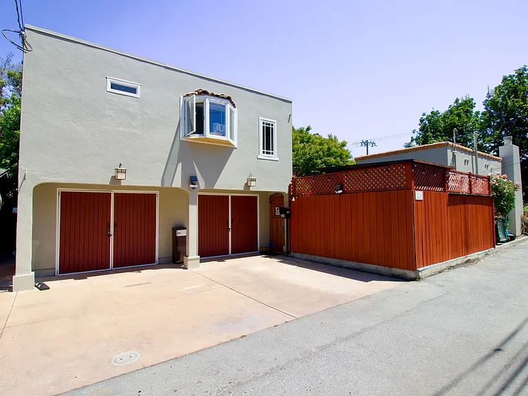 212 Gilbert Ave — Photo 35