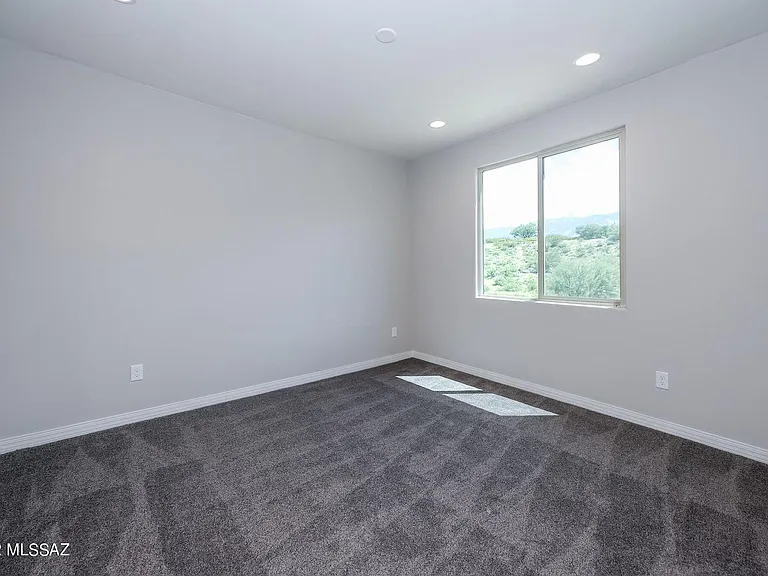11846 N Silver Village Pl — Photo 44