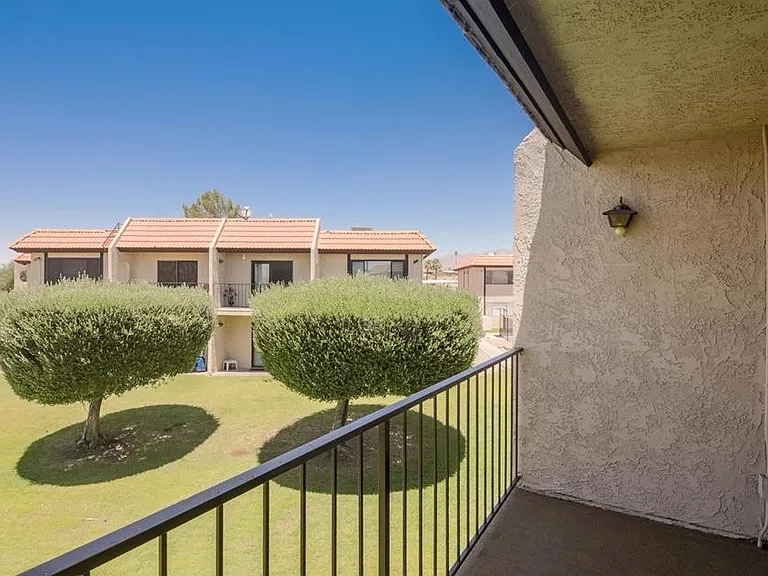 355C N Lake Havasu Ave — Photo 26