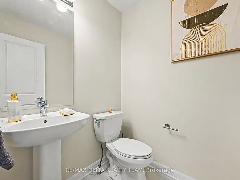 505 Convenire Row — Photo 10