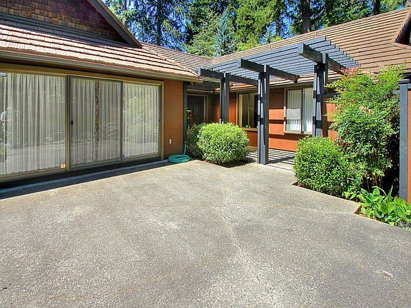 4th image of 12310 Gravelly Lake Dr SW