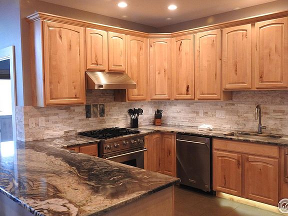 2nd image of 408 Overlook Ct