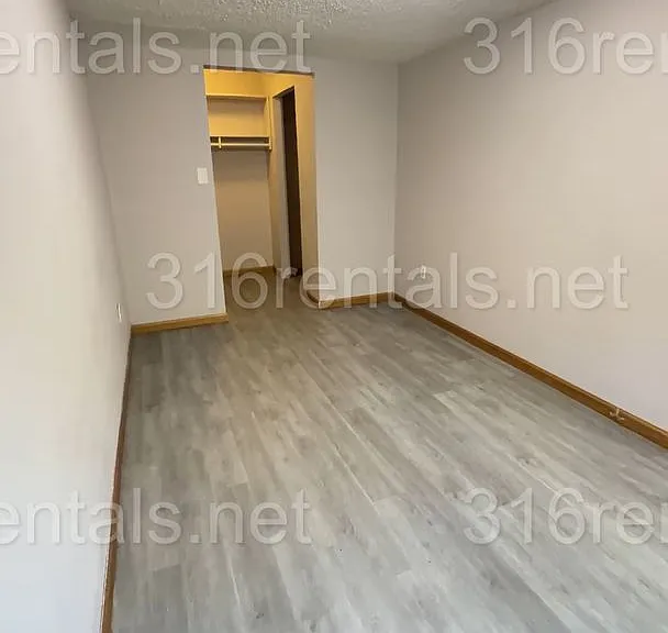 Forest Park Apartments — Photo 29