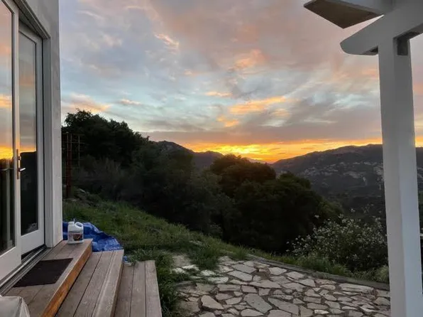 1075 Henry Ridge Mtwy, Topanga, CA 90290