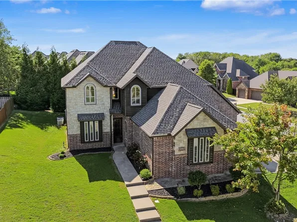 6600 S Willow Ridge Ln, Rogers, AR 72758