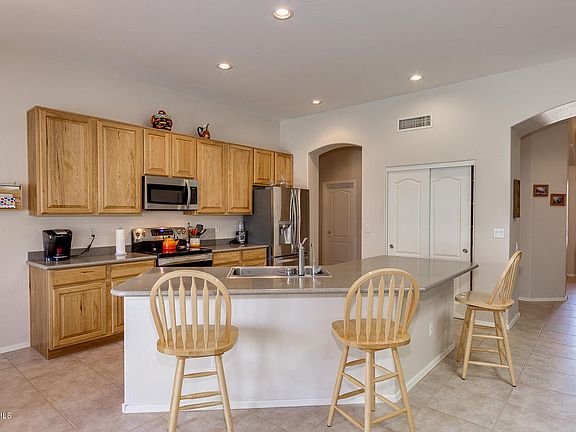 5th image of 3108 E La Costa Pl