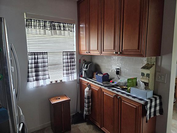 5th image of 235 Lake Meryl Drive #235