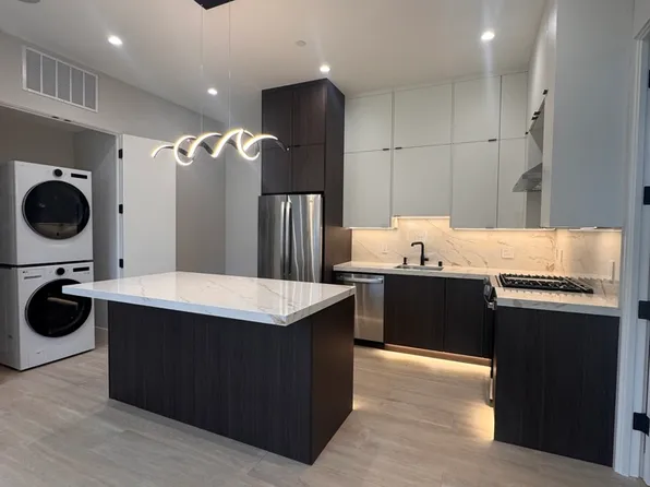21003 Hazelbrook Dr, Cupertino, CA 95014