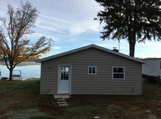 1280 Cherokee Dr, Union City, MI
