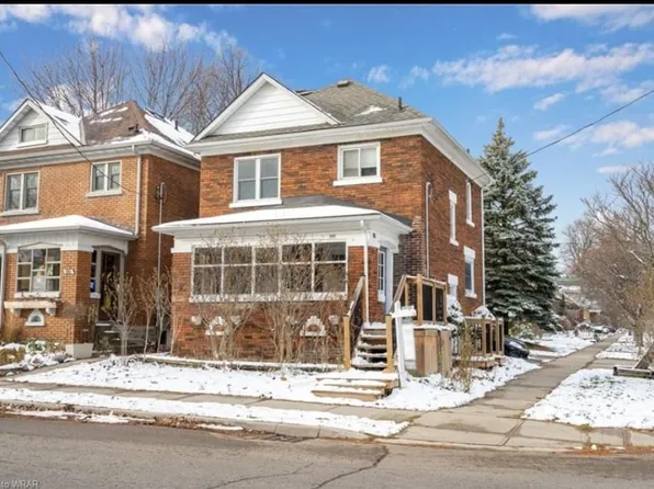 98 Brubacher St #1, Kitchener, ON N2H 2W2
