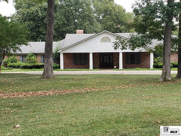 2nd image of 2102 Redwood Dr
