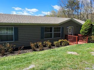 201 Woodside Dr, Rileyville, VA 22650