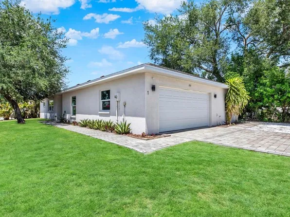 2011 Outer Dr, Sarasota, FL 34231