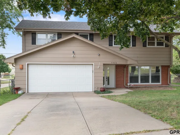 5406 N Oaks Blvd, Omaha, NE 68134