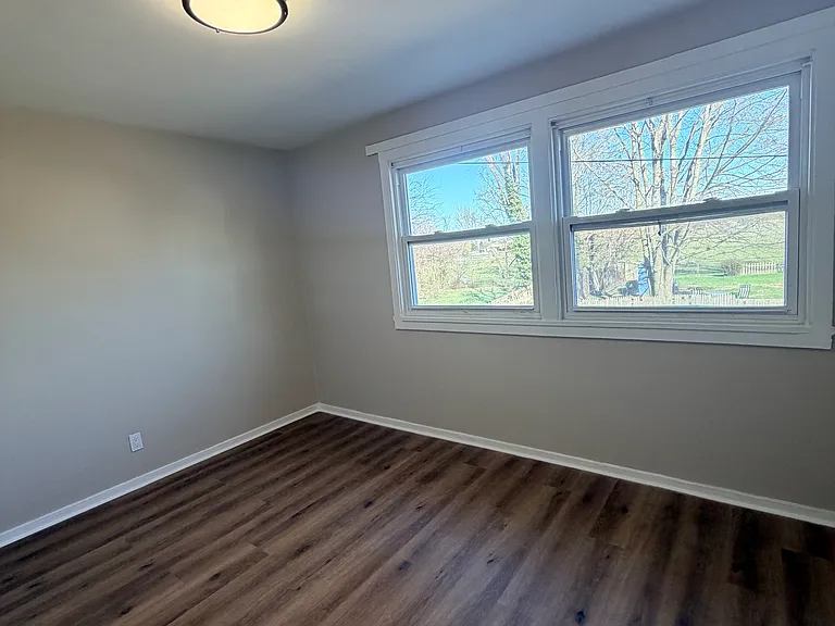 2026 Ellsworth St #2026 — Photo 10