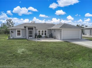 522 Apache St NW, Lake Placid, FL 33852