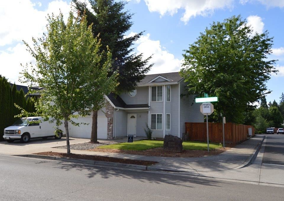 1st image of 4304 SE Bentley St