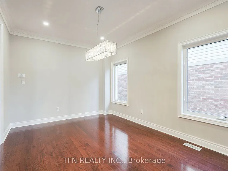 1648 Pennel Dr #UPPER — Photo 21