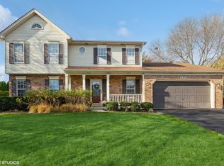 1427 Terrance Dr, Naperville, IL 60565