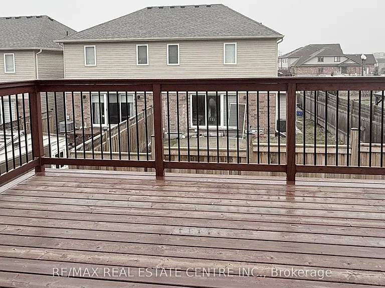 110 Rivertrail Ave — Photo 28