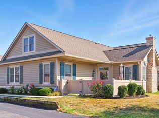 4121 Waterside Pl #13, Grove City, OH