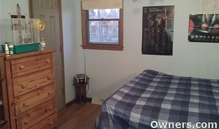 2nd bedroom upstairs, different view