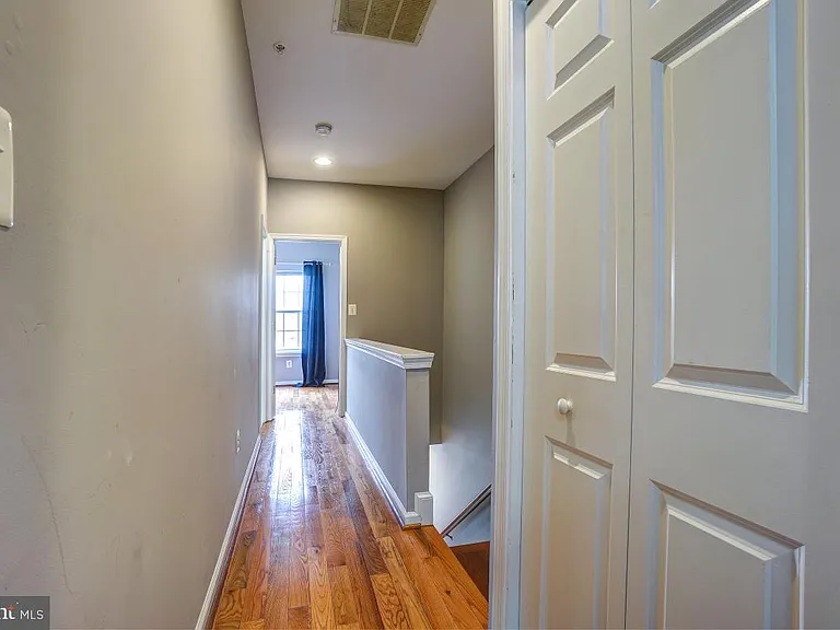 4281 S Capitol St SW — Photo 55