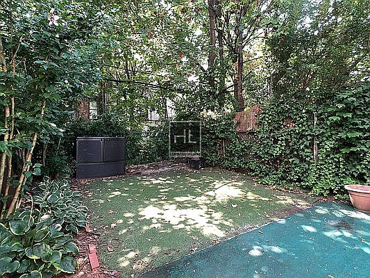1st image of 254 20th St #1