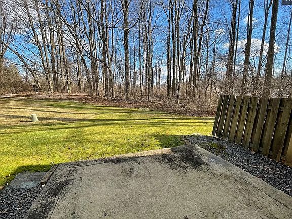 5th image of 1813 Morris Cir