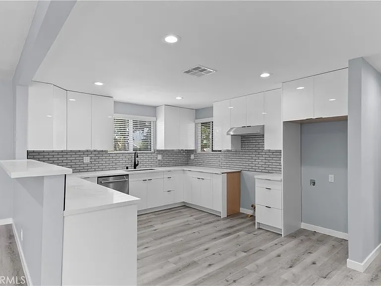 14215 Ragus St — Photo 7