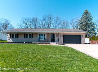 2805 Lamoreaux Ln, Holt, MI 48842