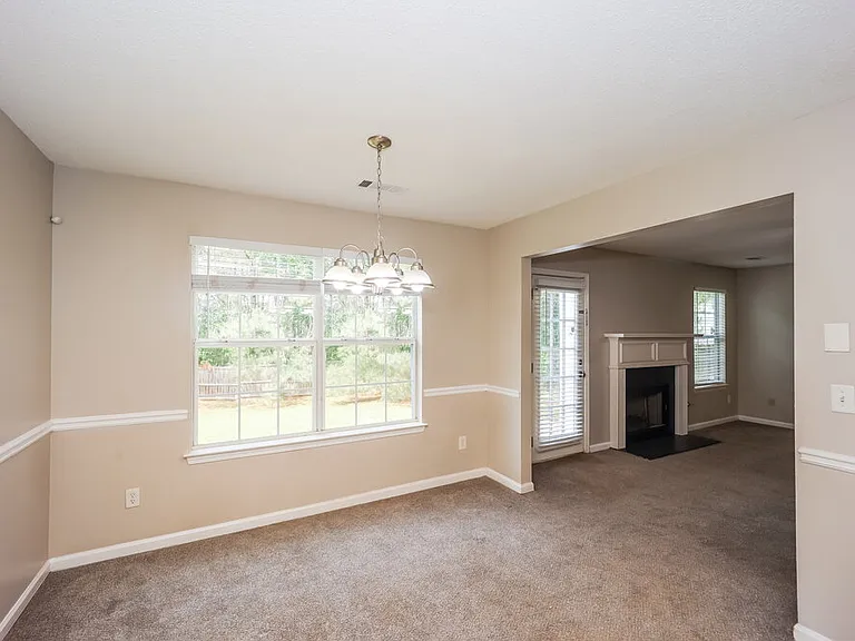 2615 Thunder Basin Way — Photo 6