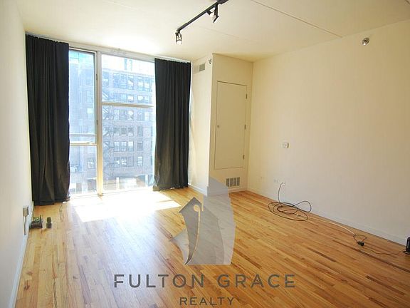 2nd image of 630 N Franklin St APT 506A