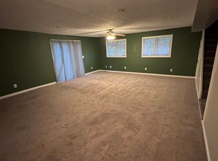 4123 Regentview St NE, Canton, OH