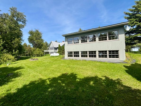 5 Champlain Lndg
