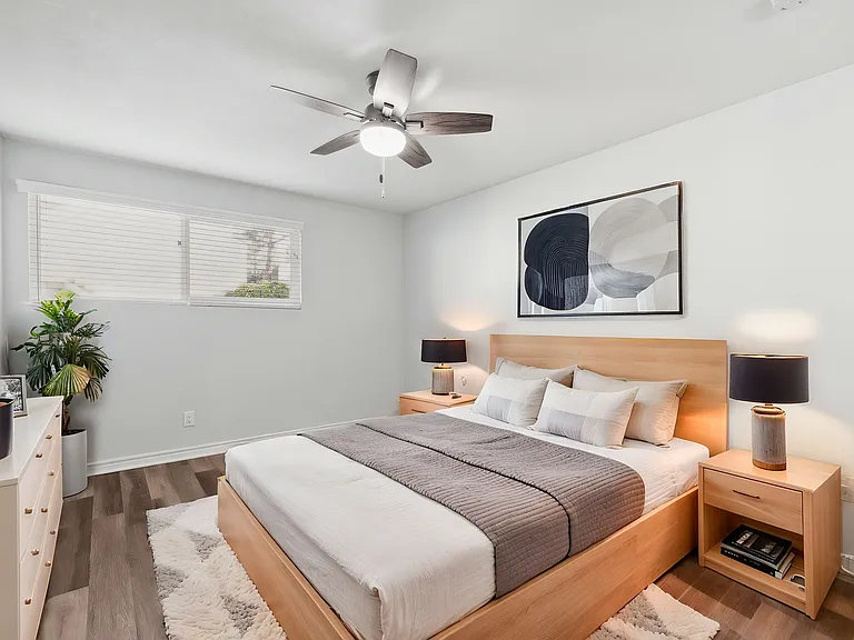 Woodbriar Apartments — Photo 16