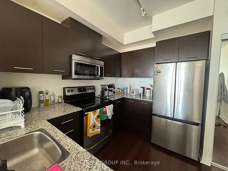 360 Square One Dr #2506 — Photo 4