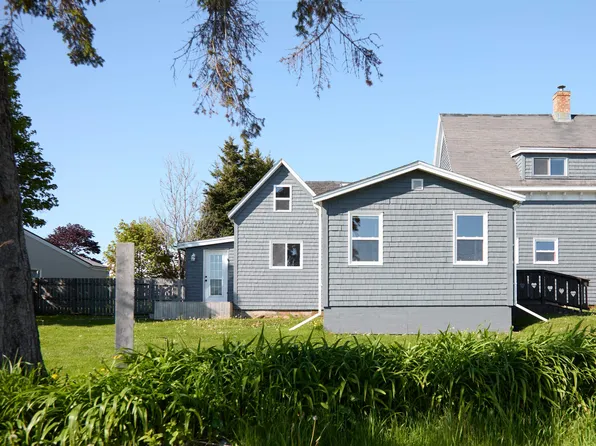 11 Hebrew Ave, Souris, PE C0A 2B0