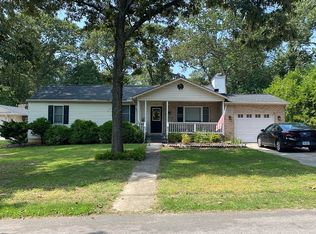 1420 Amphibian Dr, Pasadena, MD 21122
