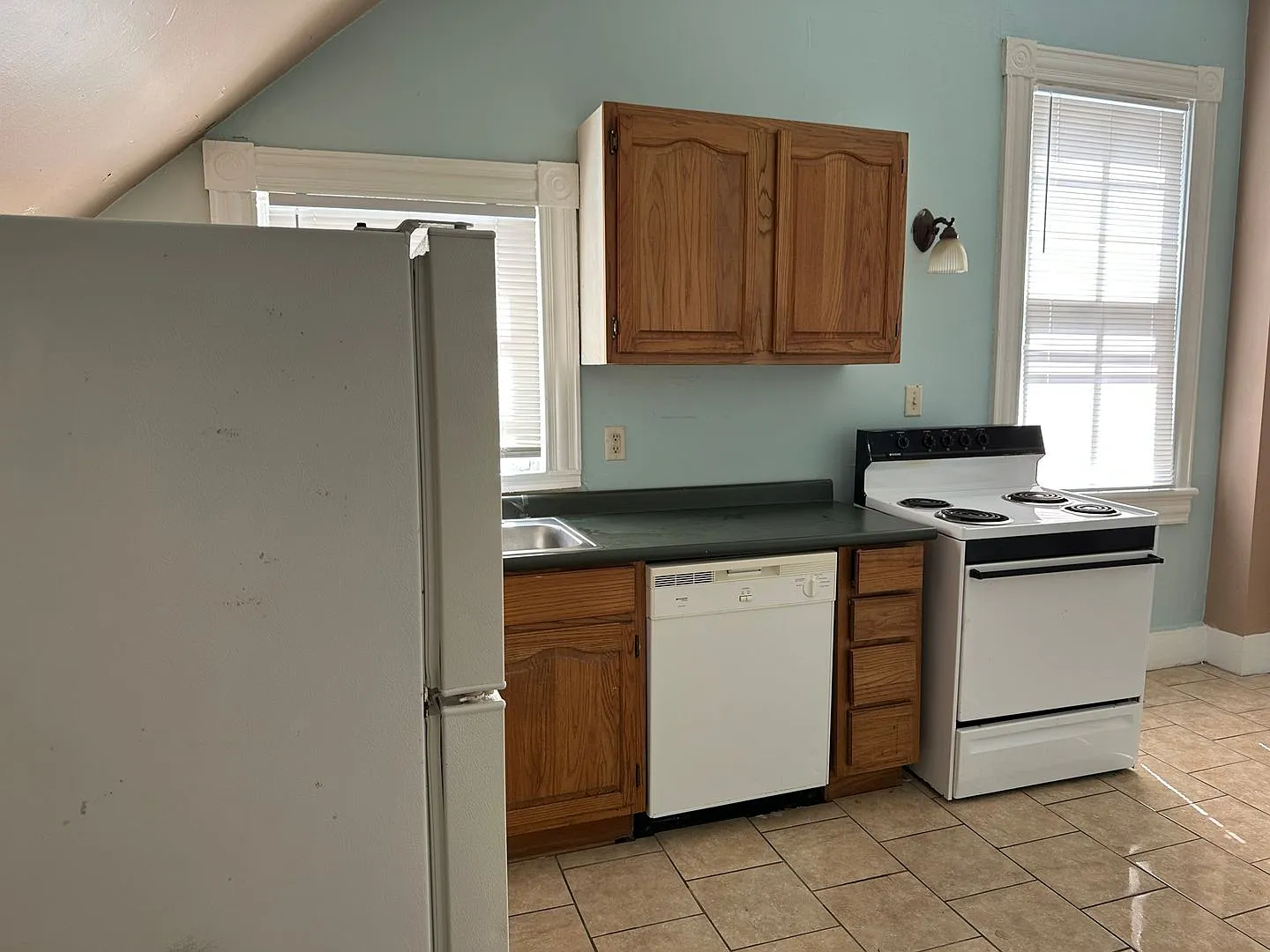 308 N Spring Street — Photo 3