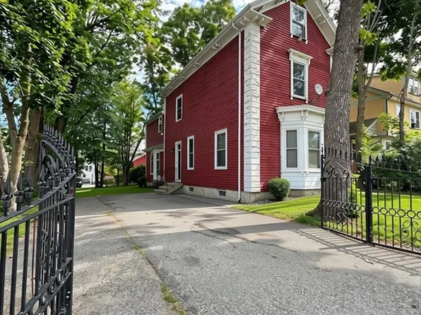 12 Forest St, Roxbury, MA 02119