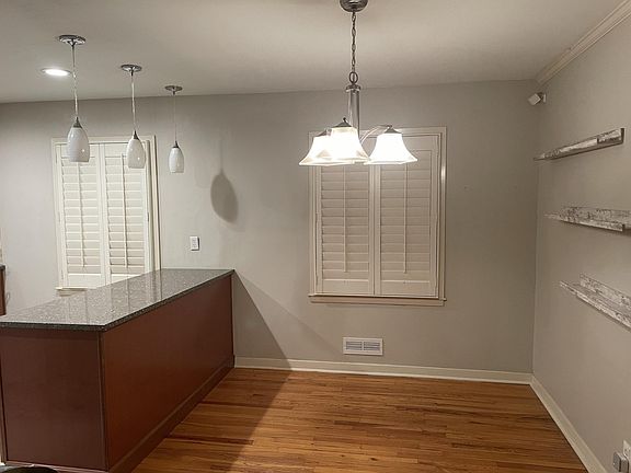4th image of 7414 W 65th St