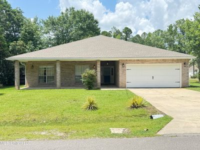 730 Ieke Cir, Diamondhead, MS, 39525