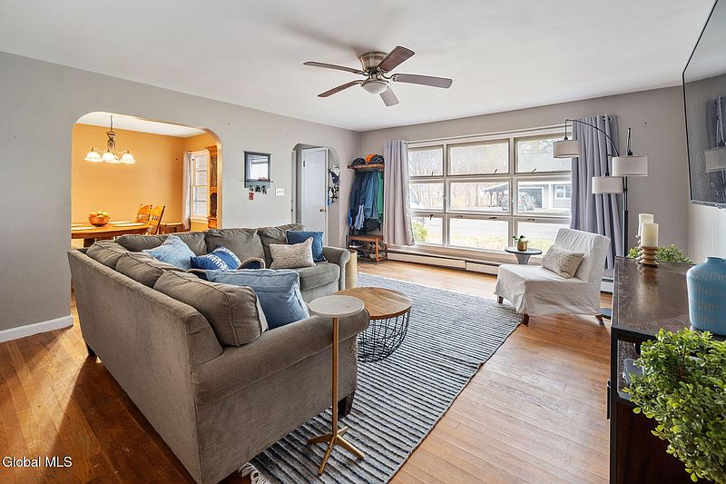 5th image of 43 Norwood Street