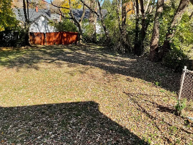 443 Shawnee Ave — Photo 15
