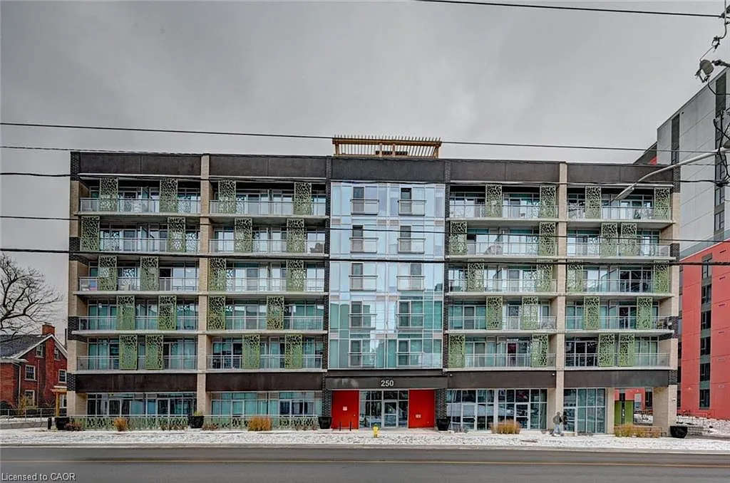 Building Photo - 250 Albert St #318