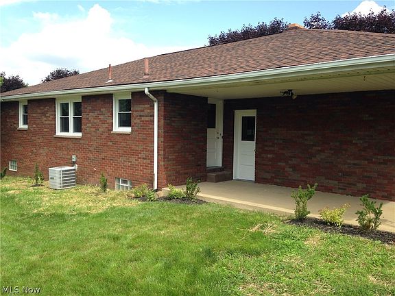 2nd image of 2961 Bernadette Ave