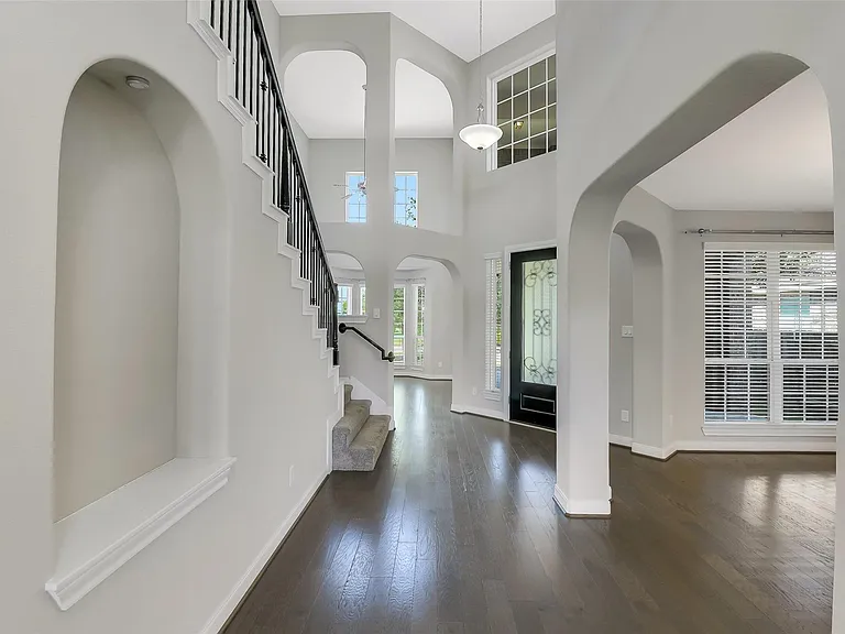 16706 Chestnut Square Dr — Photo 12