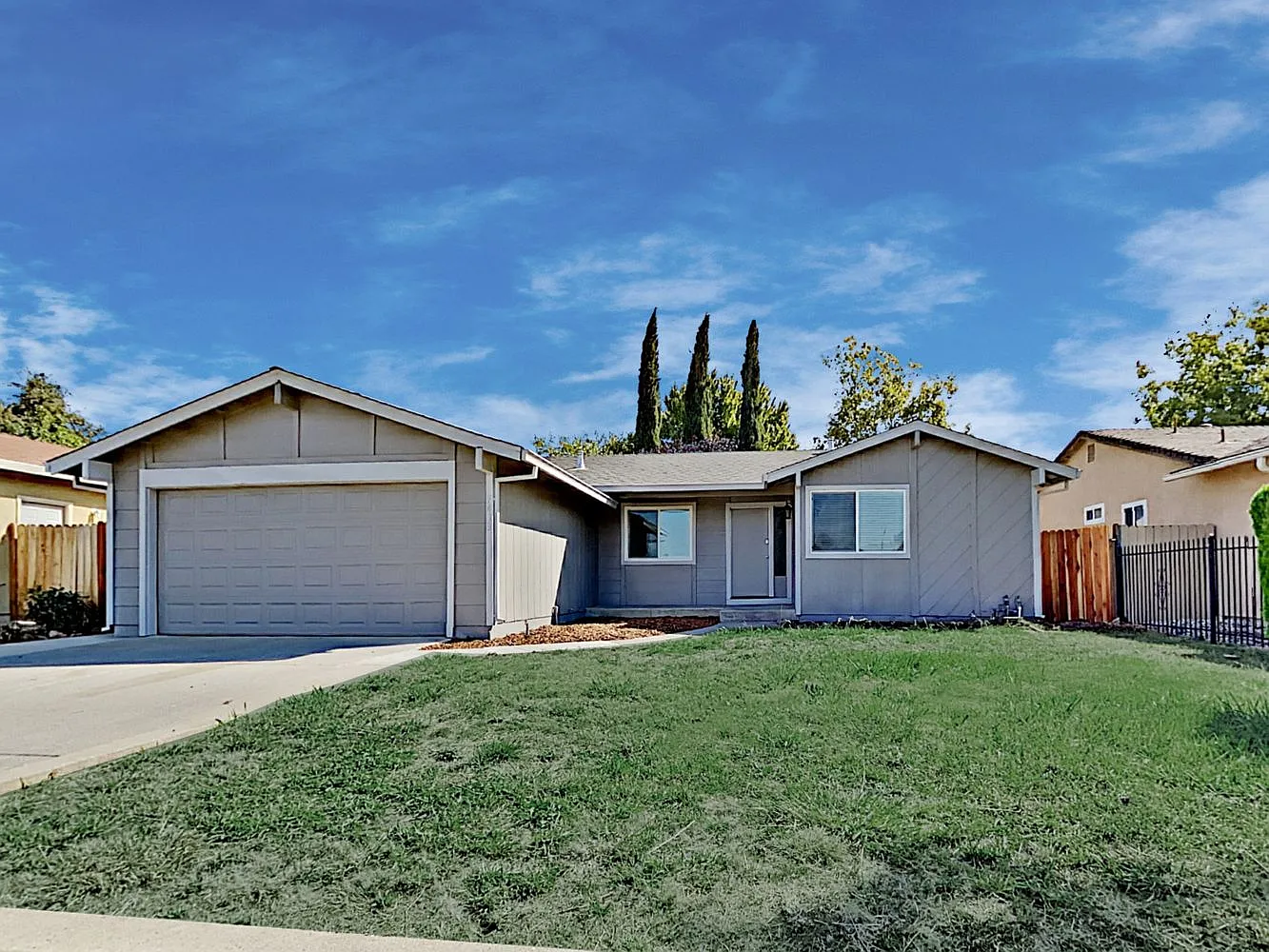 7413 Crownwest Way photo 1